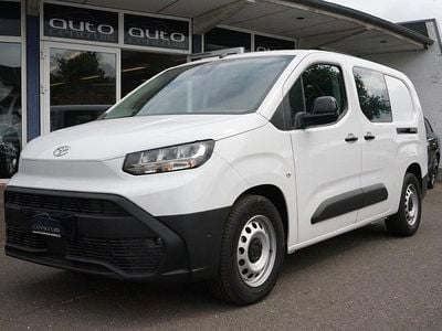 Hvid Ny 2025 Toyota Proace City City Van | 199.900 kr.