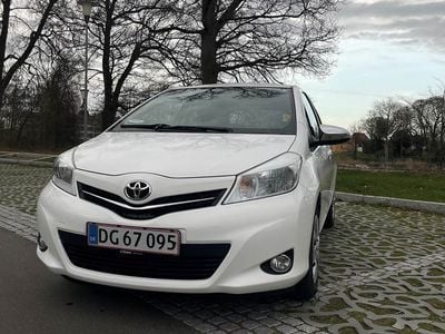 Brugt Toyota Yaris 98 HK (72 kW) 2013 Hatchback