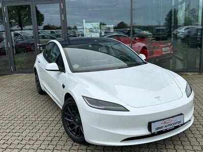 Hvid Brugt 2023 Tesla Model 3 Long Range Sedan | 339.900 kr.