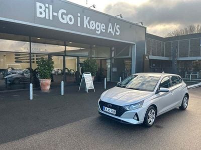 Sølvmetal Brugt 2024 Hyundai i20 Essential Hatchback | 209.900 kr. (Lidt for dyr)