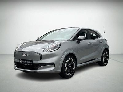 Sølvmetal Ny 2025 Ford Puma Gen-E Premium SUV | 214.700 kr. (Fair pris)