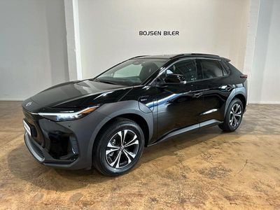 Black metallic Ny 2025 Toyota bZ4X Executive SUV | 309.990 kr. (Super pris)