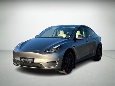 Sølvmetal Brugt 2023 Tesla Model Y Performance SUV | 289.980 kr. (Fair pris)