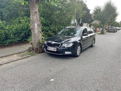 Brugt Skoda Superb 105 HK (77 kW) 2012 Sort Stationcar