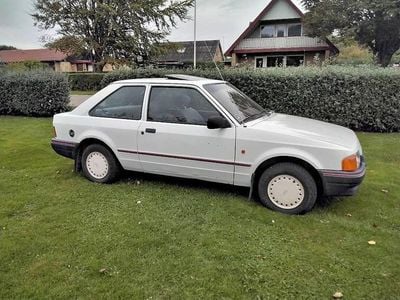 Brugt 1987 Ford Escort Sedan | 24.800 kr.
