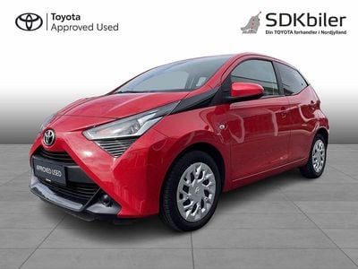 Super red (rød) Brugt 2019 Toyota Aygo x-press Hatchback | 89.900 kr. (Fair pris)