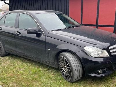 Mercedes C200