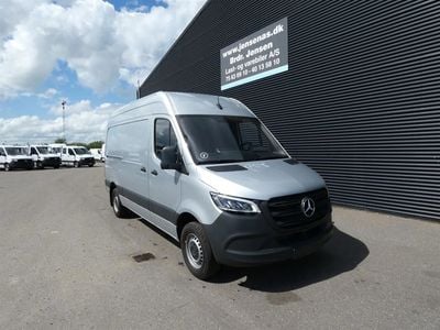 Sølvmetal Ny 2024 Mercedes Sprinter Van | 429.800 kr.
