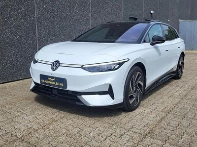 Hvidmetal Ny 2025 VW ID.7 Pro Stationcar | 419.900 kr. (Fair pris)