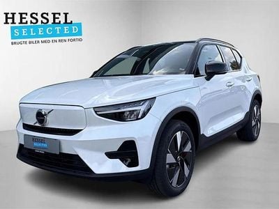 Crystal white Ny 2025 Volvo XC40 Plus SUV | 324.900 kr. (Fair pris)