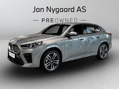Gråmetal Ny 2024 BMW iX2 M Sport SUV | 354.900 kr. (God pris)