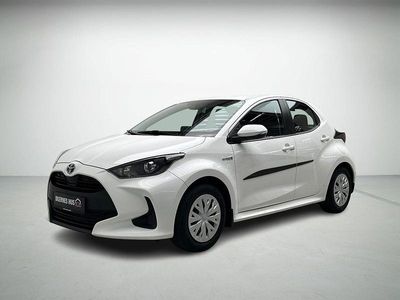 Hvid Brugt 2021 Toyota Yaris Hybrid H1 Hatchback | 159.980 kr. (Super pris)