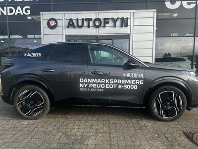 Gråmetal Brugt 2024 Peugeot e-3008 GT SUV | 323.800 kr. (Fair pris)