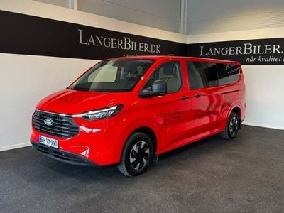 Rød Ny 2025 Ford Transit Custom Trend Stationcar | 555.555 kr.