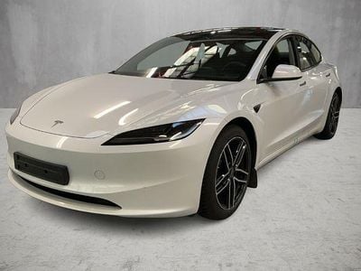 Hvid Brugt 2024 Tesla Model 3 Long Range AWD Sedan | 329.900 kr. (Lidt for dyr)