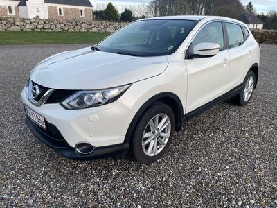 Ikke angivet Brugt 2014 Nissan Qashqai Acenta Connect SUV | 119.900 kr. (Lidt for dyr)