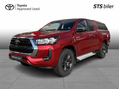 Rød metal Brugt 2022 Toyota HiLux T3 Afhentning | 319.995 kr.
