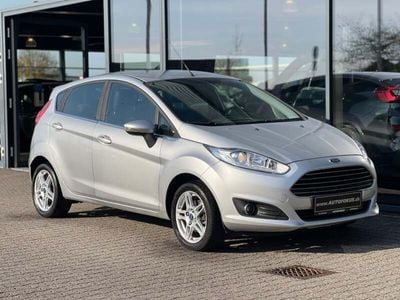 Sølvmetal Brugt 2015 Ford Fiesta Titanium Hatchback | 59.700 kr. (Fair pris)