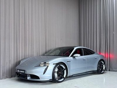 Sølvmetal Brugt 2021 Porsche Taycan Turbo Performance Package Sedan | 549.900 kr.
