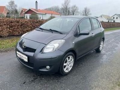 brugt Toyota Yaris 1,3 Man. 6, 5D Stop&Go 99HK 5d