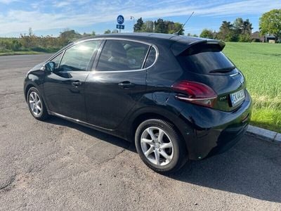 Sort Brugt 2019 Peugeot 208 Prestige Hatchback | 79.900 kr. (Super pris)