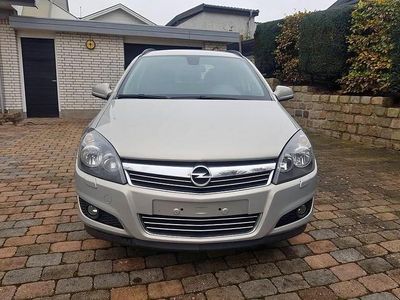 Rød Brugt 2012 Opel Astra Classic Stationcar | 44.800 kr.