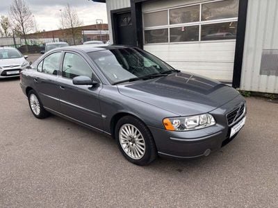 Mørkblåmetal Brugt 2005 Volvo S60 Momentum Sedan | 49.900 kr. (Fair pris)