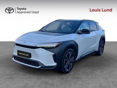 Platinum pearl white/astral bl Brugt 2023 Toyota bZ4X Executive SUV | 299.900 kr. (Lidt for dyr)