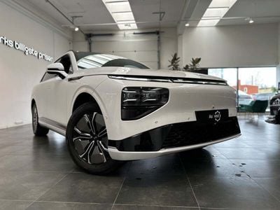XPENG G9