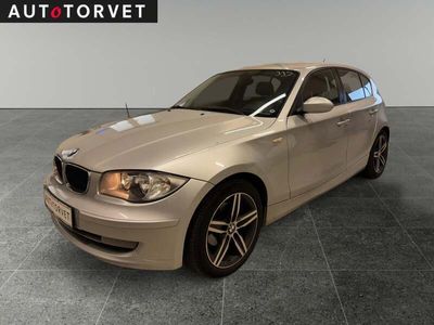 Sølvmetal Brugt 2009 BMW 116 Hatchback | 34.700 kr.