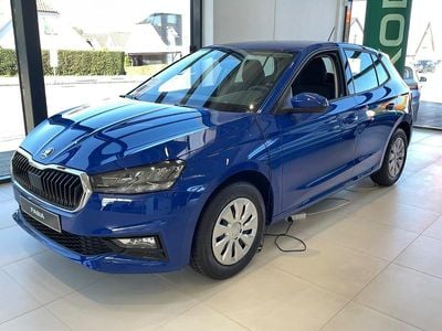 Blå Ny 2025 Skoda Fabia Essence Hatchback | 193.839 kr. (Fair pris)