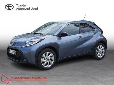 Celestite grey Ny 2025 Toyota Aygo Active Hatchback | 164.900 kr. (Fair pris)