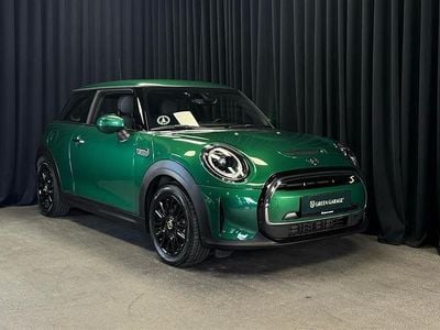 British racing green metallic Brugt 2022 Mini Cooper Hatchback | 164.900 kr. (Fair pris)
