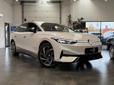 Hvidmetal Brugt 2025 VW ID.7 Style Stationcar | 407.799 kr.