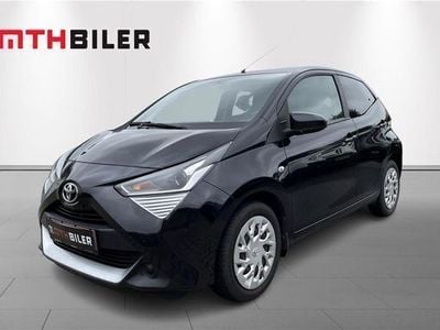 068 white Brugt 2018 Toyota Aygo x-press Hatchback | 79.900 kr. (Dyr)