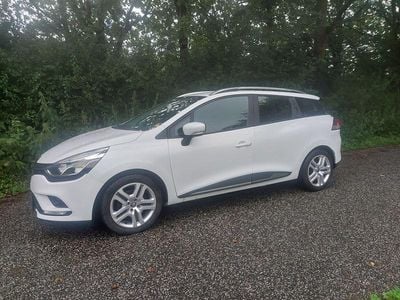 Farve: hvid Brugt 2016 Renault Clio GrandTour Zen Stationcar | 59.900 kr. (Fair pris)