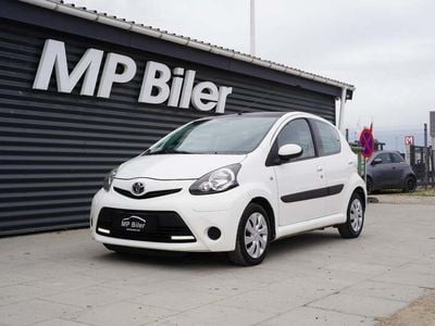 Hvid Brugt 2012 Toyota Aygo T2 Hatchback | 39.700 kr. (Fair pris)