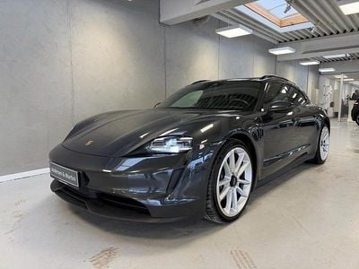 Vulcanogrey Brugt 2022 Porsche Taycan Performance Package Stationcar | 624.400 kr.