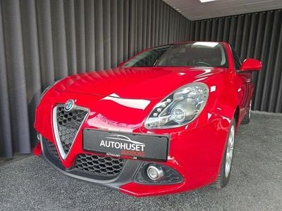 Rød Brugt 2018 Alfa Romeo Giulietta Super Hatchback | 109.900 kr.