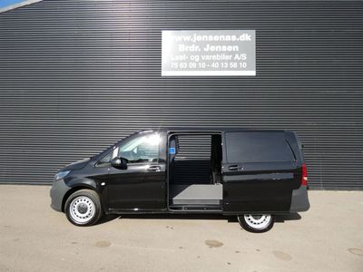 Sort Ny 2025 Mercedes Vito MPV | 349.800 kr.