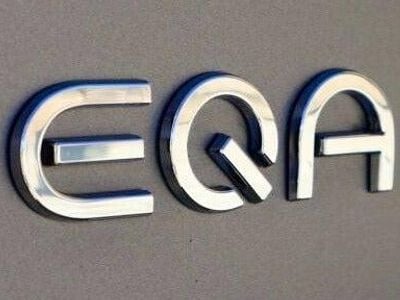 Mercedes EQA250+