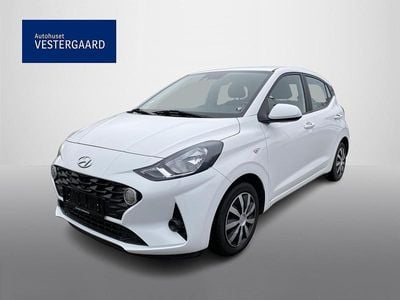 Hvid Brugt 2021 Hyundai i10 Essential Hatchback | 114.600 kr. (Lidt for dyr)