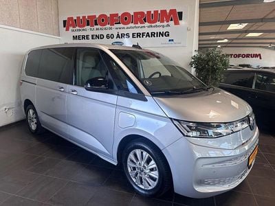 Sølvmetal Brugt 2023 VW Multivan Life Van | 349.900 kr.