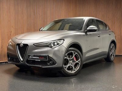 Grå Brugt 2017 Alfa Romeo Stelvio Super SUV | 219.995 kr.