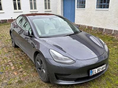 Brugt Tesla Model 3 Standard Range Plus 239 kW (325 HK) 2021 Grå Sedan