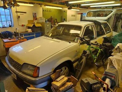 Brugt 1985 Opel Rekord Stationcar | 25.000 kr.