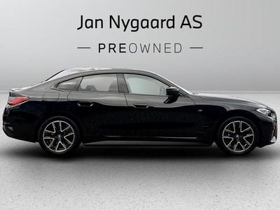 Sortmetal Brugt 2024 BMW i4 Shadowline Sedan | 459.900 kr. (Super pris)