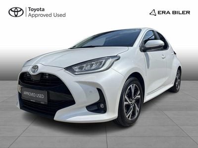 Hvidmetal Brugt 2024 Toyota Yaris Hybrid Style Hatchback | 249.900 kr. (Dyr)