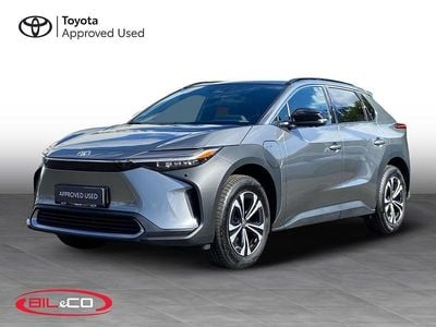 Deep metal grey Brugt 2025 Toyota bZ4X Executive SUV | 309.900 kr. (Dyr)