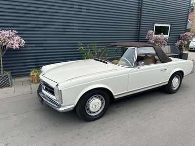 Hvid Brugt 1967 Mercedes 250 Cabriolet | 850.000 kr.